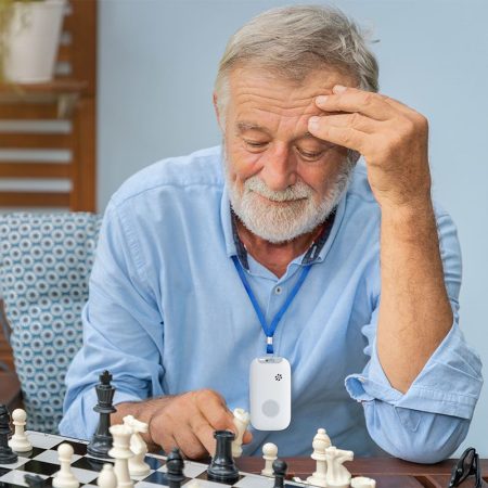 EV-12 GPS Pendant (7)